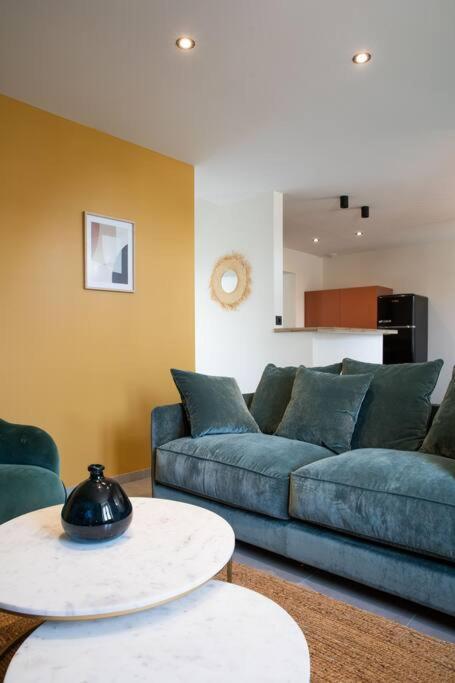 Appartement Cosy Pres Du Centre Ville Château-Gontier エクステリア 写真